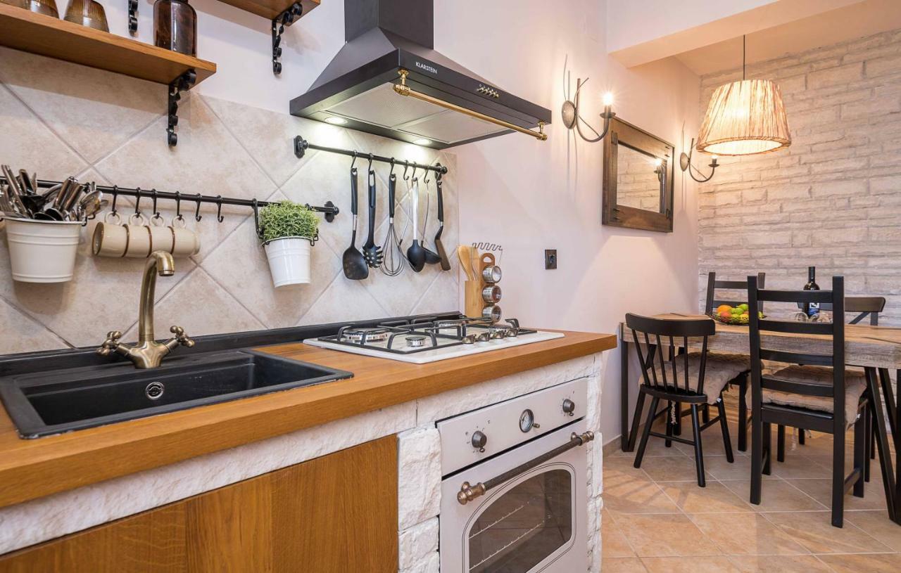 Istriamazing apartments Pula Bagian luar foto